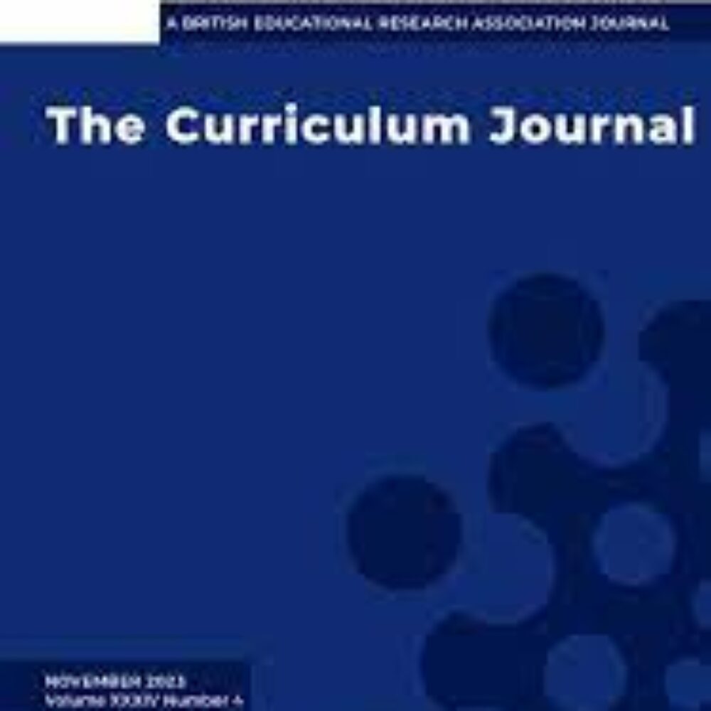 logo curriculum journal